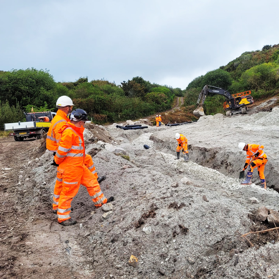 Chepstow Plant workmen digging a ditch